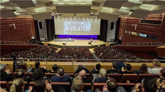 Ein Bündnis hat einen „digitalen Unabhängigkeitstag“ ausgerufen. 