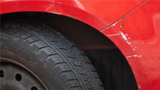 Ein Fall für die Versicherung? Für rund 9,4 Millionen Autofahrer ändert sich die Berechnungsgrundlage für ihre Beiträge. (Archivfoto)