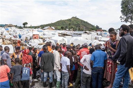 Ein Flüchtlingslager am Rande von Goma: 75,9 Millionen Menschen waren Ende 2023 Binnenvertriebene.