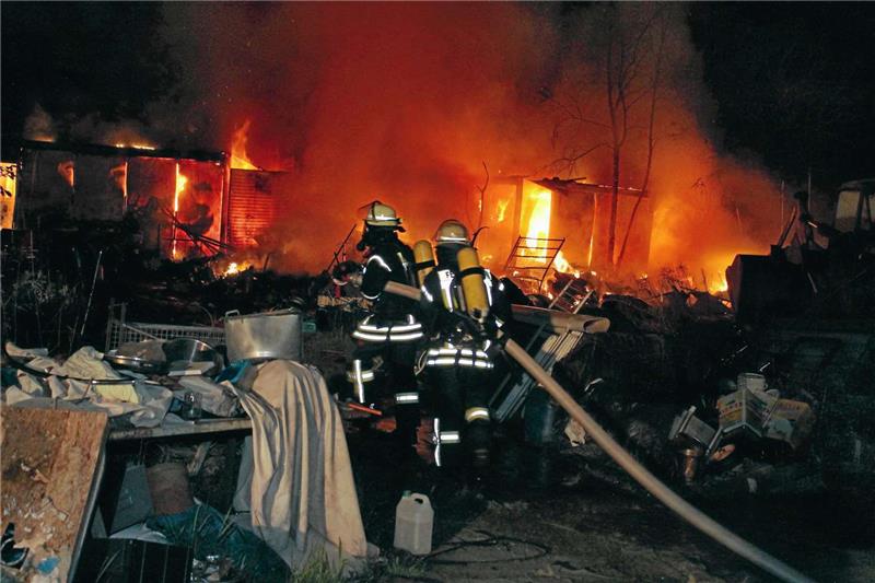 Ein Großbrand in der Grubenstraße forderte im vergangenen Jahr 200 Feuerwehrleute über viele Stunden lang. Archivfoto: Leifeld