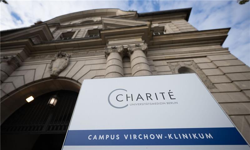 Ein Herzmediziner der Berliner Charité ist zu einer Haftstrafe verurteilt worden.