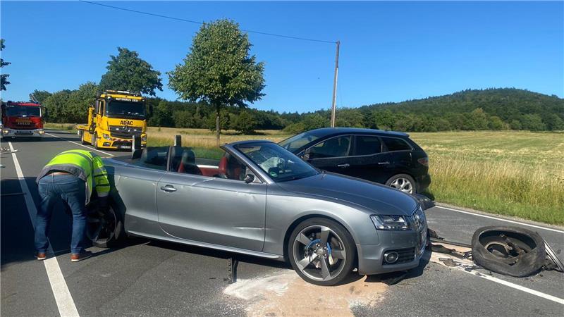 Bei Überholvorgang: Zwei Autos stoßen bei Seesen gegeneinander Ein Langelsheimer wird leicht verletzt.