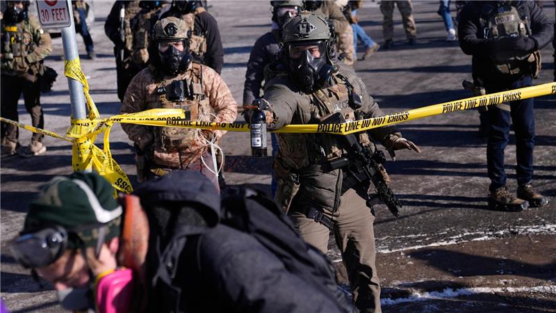 Ein Mann starb durch Schüsse eines Beamten in Minneapolis.