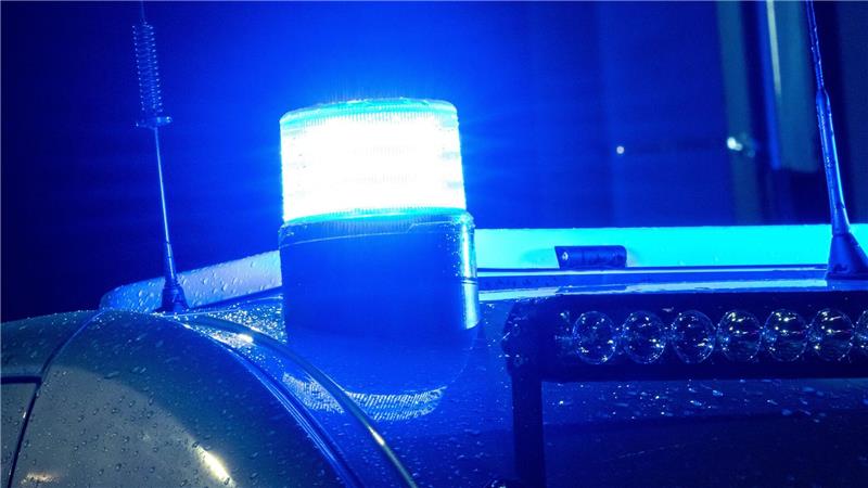 Ein Notruf löste den Polizeieinsatz in Bremen aus. (Symbolbild)