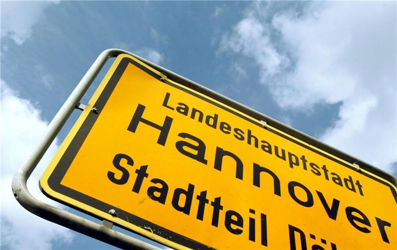 Ein Ortsschild der Landeshauptstadt Hannover.