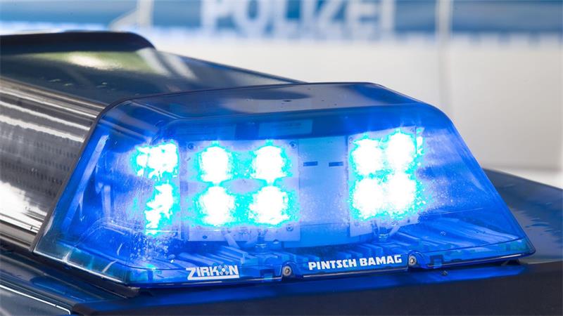 Ein Rad löst sich und verletzt eine Frau schwer. (Symbolfoto) 