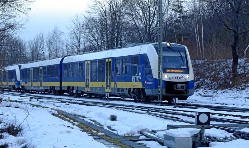Ist der Harz vom Bahn-Fernverkehr abgekoppelt? Ein Regionalzug von Erixx am Bahnhof in Bad Harzburg. Nach Meinung der „Ein-Harz-Initiative“ muss der Harz als beliebtes Reiseziel besser ans Fernnetz der Bahn angeschlossen werden. Foto: Exner