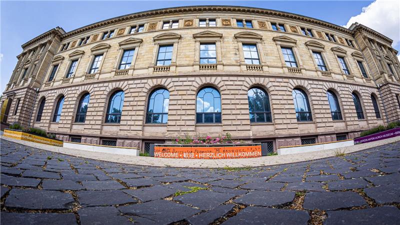 Museum: Spektakulärer Fund im verborgenen Hohlraum Ein Restaurationsteam hat ein fast 300 Jahre altes Schriftstück entdeckt. (Archivbild)