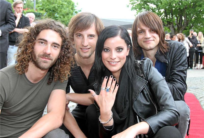 Ein Ring für vier: Andreas Nowak, Johannes Stolle, Stefanie Kloß und Thomas Stolle. Foto: Epping
