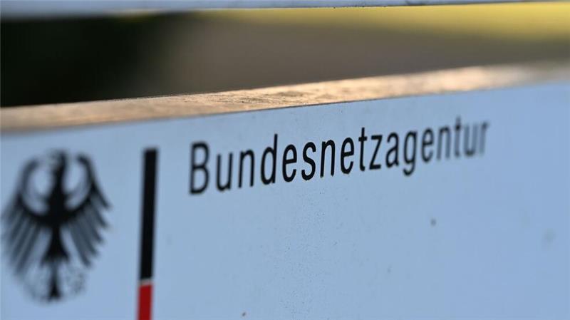 Mehr Beschwerden über unerlaubte Telefonwerbung Ein Schild mit dem Schriftzug „Bundesnetzagentur“ steht auf dem Gelände der Zentrale der Bonner Bundesbehörde.