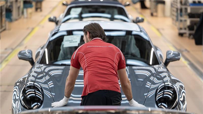 Ein Strategieschwenk kostet die Schwaben viel Geld. (Archivbild)