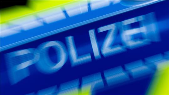 Mann bei Treffen mit Chatbekanntschaft in Bremen ausgeraubt Ein Treffen mit einer Frau aus einem Online-Chat endet für einen 26-Jährigen im Krankenhaus. (Symbolbild)