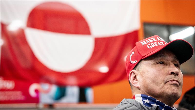 Ein Wähler mit einer „Maga“-Cap bei der Stimmabgabe.