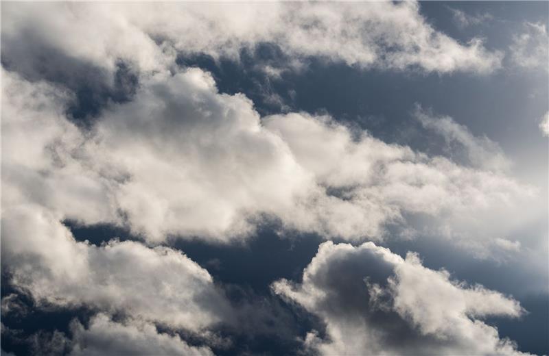 Sonne, Wolken und Schauer am Pfingstwochenende Ein Wettermix bestimmt das Pfingstwochenende.
