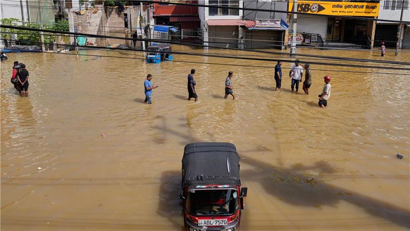 Zyklon auf Sri Lanka kostet mindestens 190 Menschenleben Ein Zyklon hat Sri Lanka schwer verwüstet.