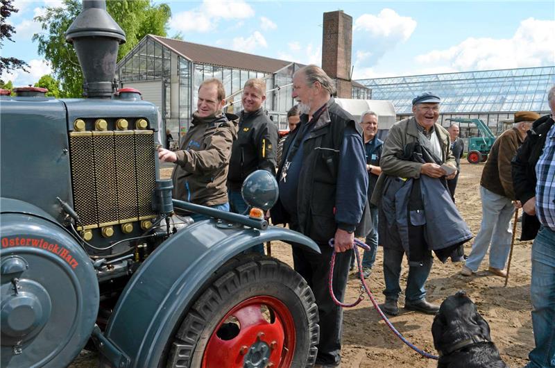 Ein besonderer Hingucker für die Besucher des Trecker-Treffens ist der 55 Jahre alte Lanz Ursus.  Fotos: Fricke