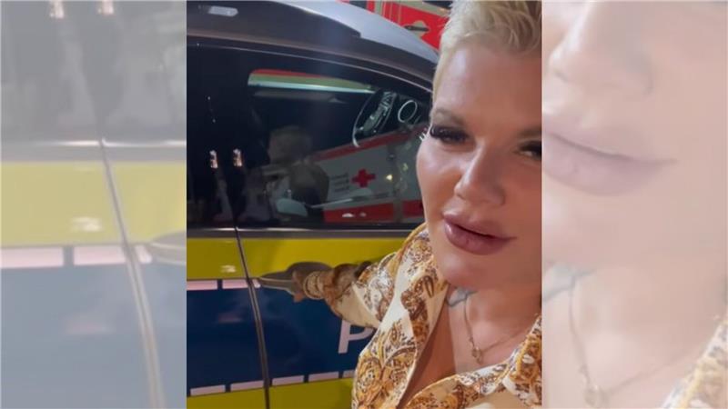 Kaiser-Konzert: Reality-Star Melanie Müller narrt die Polizei Ein besonderer Shuttle-Service für einen besonderen Star: Melanie Müller wird nach dem Kaiser-Konzert von der Polizei ins Hotel gebracht. Foto: Instagram Melanie Müller