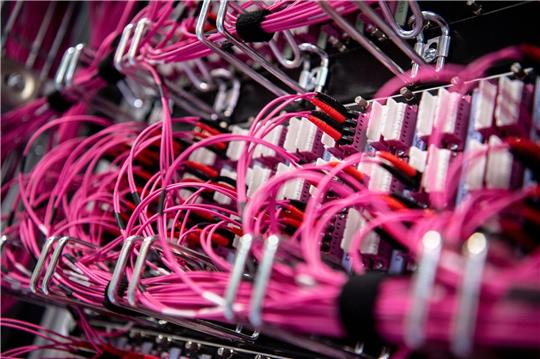 Ein großer Cyberangriff zielt auf eine Sicherheitslücke, die eigentlich schon Anfang 2021 geschlossen wurde.