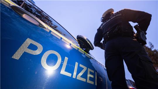 Ein handgreiflicher Streit zweier Familien vor dem Gebäude des Amtsgerichtes in Osterholz-Scharmbeck hat zu einem Polizeieinsatz geführt. (Symbolbild)