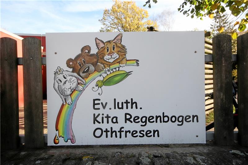 Liebenburger Haushalt zeigt Minus in Millionenhöhe Ein neues Schild ist schon da: Auch für das Jahr 2023 plant die Gemeinde Investitionen – unter anderem im Kindertagesstättenwesen. So soll im neuen Haushalt fast eine Million Euro für den Neubau des Kindergartens Othfresen bereitstehen. Foto: Gereke