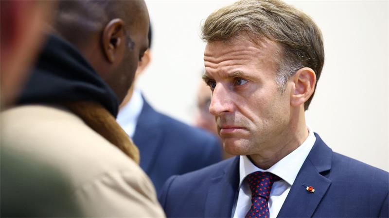 Anspannung in Frankreich vor Demos und möglichen Krawallen Ein rassistischer Terroranschlag erschüttert Frankreich mitten in der wegen der teils gewalttätigen Sozialproteste bereits angespannten Lage.