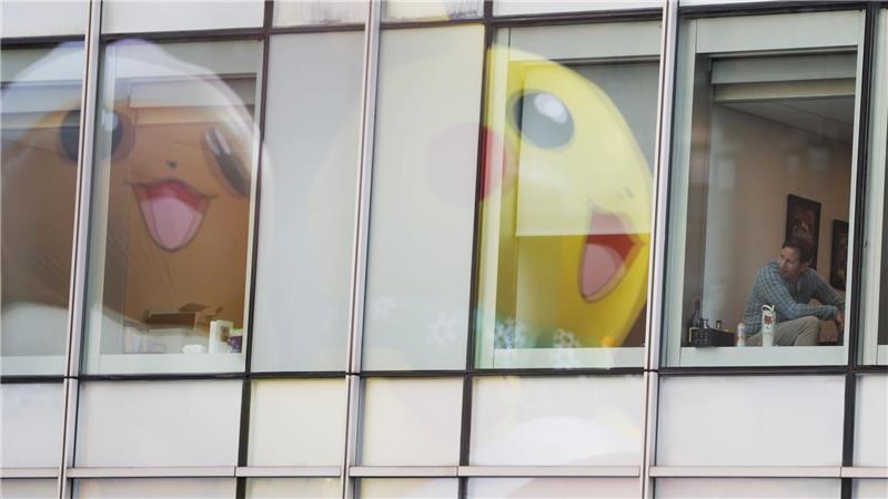 Hunderttausende bestaunen Thanksgiving-Parade in New York Ein seltener Anblick in den höheren Stockwerken der New Yorker Wolkenkratzer.