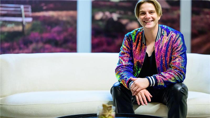 Ein überheblicher Influencer - Sänger Vincent Gross über seine Rolle in der ARD-Telenovela „Rote Rosen“.