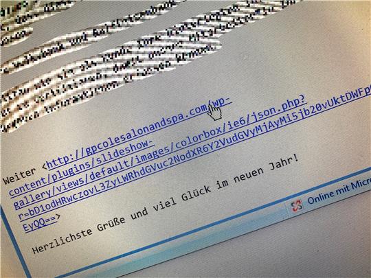 Ein unbedachter Klick auf einen Link kann gefährlich werden.  Symbolfoto: Schlegel