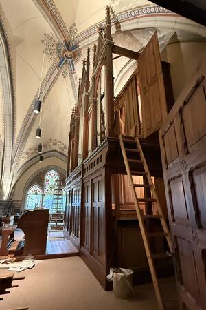 Warum Harzburgs größtes Musikinstrument komplett abgebaut wird Ein ungewöhnlicher Blick bietet sich auf der Orgelempore.