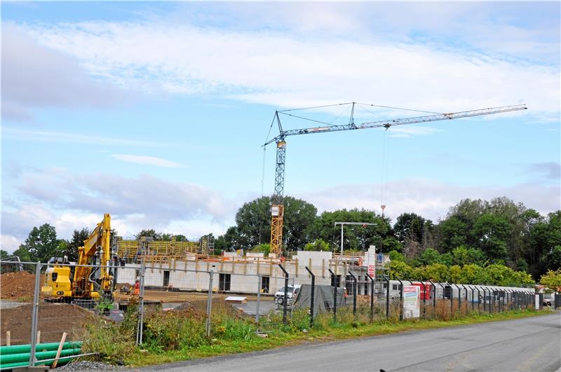 Ein weiterer Nachbar: Für rund 17 Millionen Euro baut das Land Niedersachsen am anderen Ende des Bosch-Areals eine neue Straßenmeisterei. Foto: Heine
