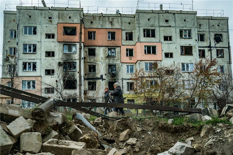 Krieg gegen die Ukraine: So ist die Lage Ein zerstörtes Gebäude in Archanhelske (Region Cherson).