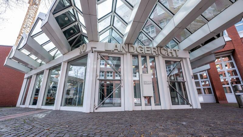 Eine 34-Jährige ist wegen Mordes verurteilt worden