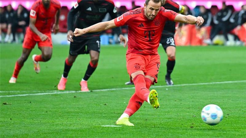 5:0, 4:0, 3:0: Bayern setzen national ein „Statement“ Eine Bank vom Elfmeterpunkt: Harry Kane.