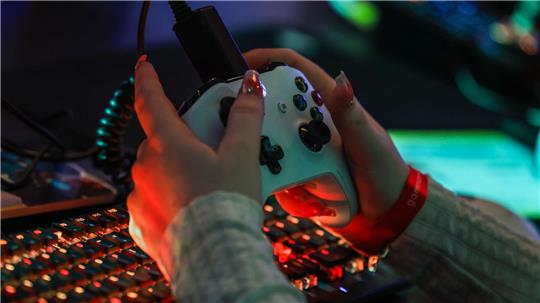 Eine Bürgerinitiative fordert: Einmal gekaufte Videospiele müssen spielbar bleiben. (Symbolbild)  