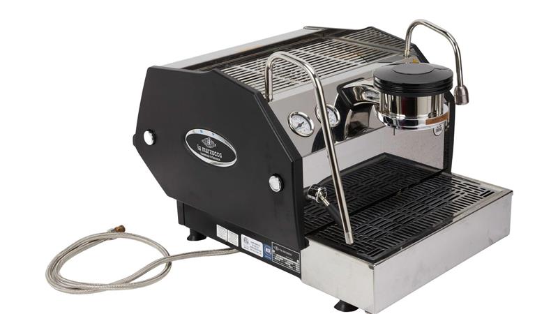 Regiestuhl und andere David-Lynch-Andenken teuer versteigert Eine Espresso-Maschine aus dem Haushalt von Lynch wurde ebenfalls versteigert.