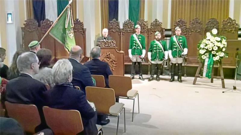 Eine Feierstunde in der Aula Academica eröffnete das Stiftungsfest der Turnerschaft Rheno-Germania. Am Pult Thomas Fehr, Vorsitzender der Altherrenschaft. Foto: privat