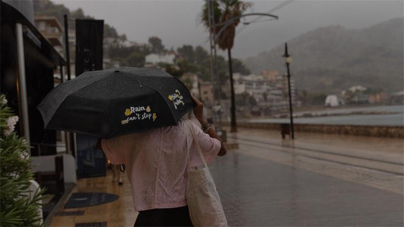 Frau ertrinkt bei Unwetter auf Mallorca Eine Frau kam ums Leben.