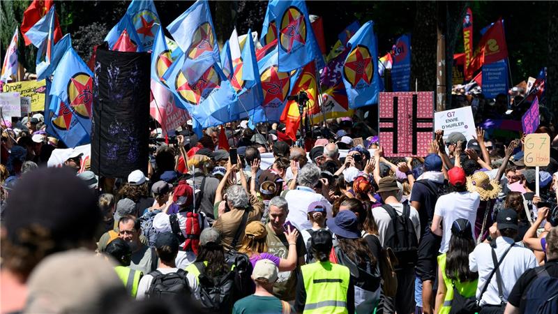 Großer Anti-G7-Protest - Genf im Ausnahmezustand Eine Koalition aus rund 60 Gruppen hat zum Protest gegen die G7 aufgerufen.