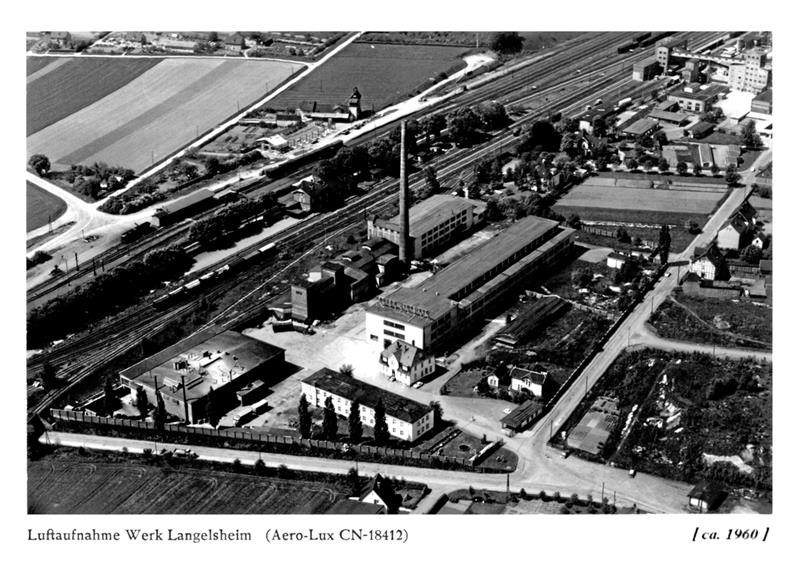 Eine Luftaufnahme, die im Jahr 1960 entstanden ist, zeigt das Werk in Langelsheim direkt an der Bahnlinie liegt.  Foto: Heubach