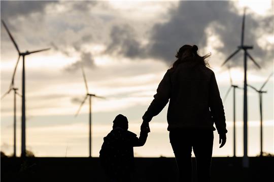 Eine Mehrheit der Menschen in Deutschland macht sich laut einer Studie Sorgen wegen des Klimawandels.