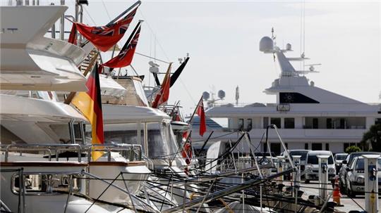 Eine Motorjacht unter deutscher Flagge ist nach Polizeiangaben in einen tödlichen Unfall auf See verwickelt. (Symbolbild)