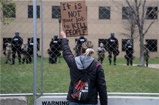 Eine Protestaktion in Minneapolis nach dem Tod von Daunte Wright: «Es ist nicht euer Job, Menschen zu töten».