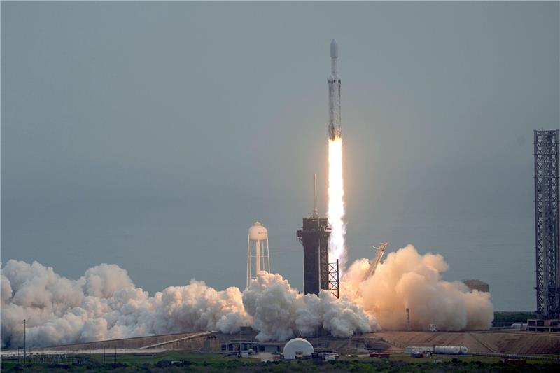 Eine SpaceX Falcon Heavy-Rakete soll die Nasa-Raumsonde «Psyche» zu einem gleichnamigen, metallreichen Asteroiden bringen.
