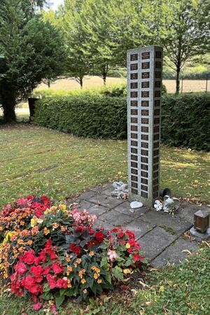 Bad Harzburg will den Friedhof modernisieren Eine Stele auf dem Friedhof in Bad Harzburg dient der Bestattung von Menschen ohne Angehörige durch die Tobias-Gemeinschaft.