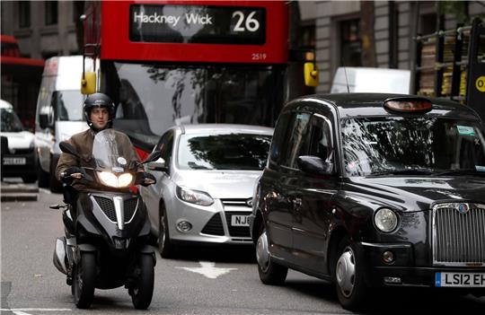 Eine Straße in der Londoner Innenstadt: Möglicherweise gilt hier eine spezielle Emissions-Regelung.