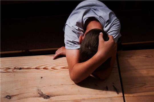 Eine Studie des Uniklinikums Ulm zu Einstellungen zu Körperstrafen und elterlichem Erziehungsverhalten von 2020 zeigte, dass es in Deutschland noch an Bewusstsein für das Thema mangelt. Foto: Symbolbild