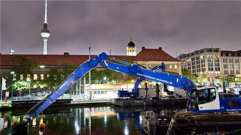 Eine Weltkriegsbombe wurde nahe der Fischerinsel in Berlin gefunden. 