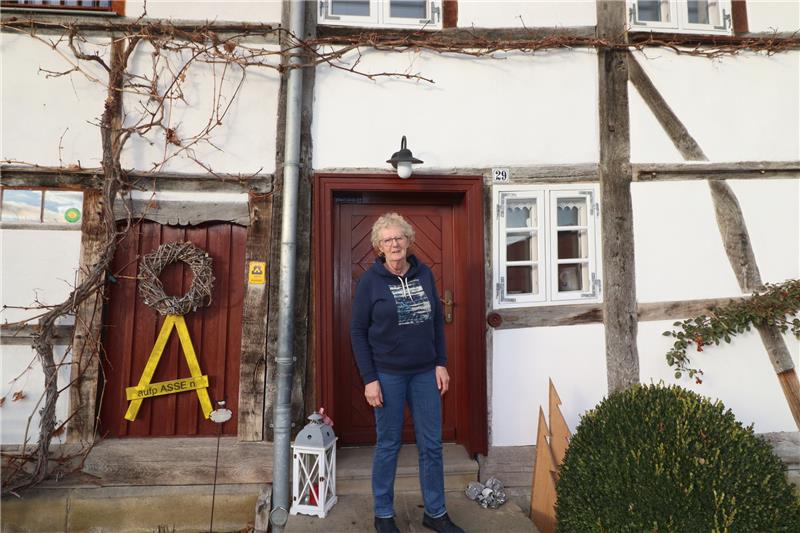 Kritik an Standortsuche für neues Gielder Feuerwehrhaus Eine Zunahme von Lärm vor ihrem Haus befürchtet Swanette Egbers, sofern das Feuerwehrhaus an der ehemaligen Schule in Gielde gebaut werden sollte, Sie plädiert für eine offene Diskussion zur Standortfrage. Foto: Jambrek