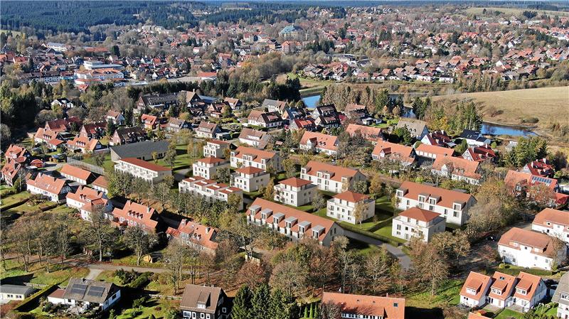 Eine am Computer erstellte Visualisierung zeigt anschaulich, wie es auf dem früheren Sportplatz irgendwann aussehen könnte.