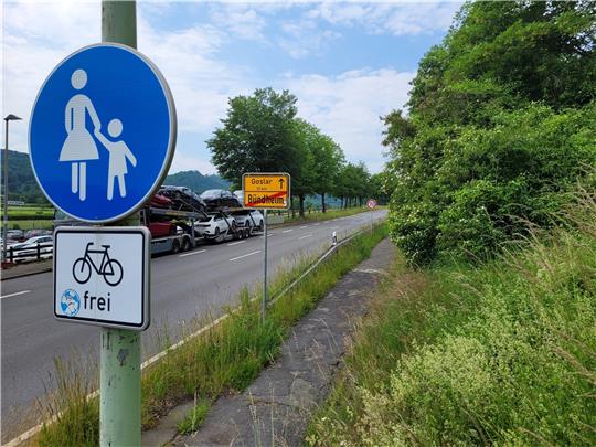 Eine der Maßnahmen zur Verbesserung des Radverkehrs in Bad Harzburg ist der Ausbau der Strecke zwischen Ortseingang Bündheim und der Kreuzung Silberbornbad. Dafür beantragt die Stadt derzeit Fördermittel. Foto: Exner